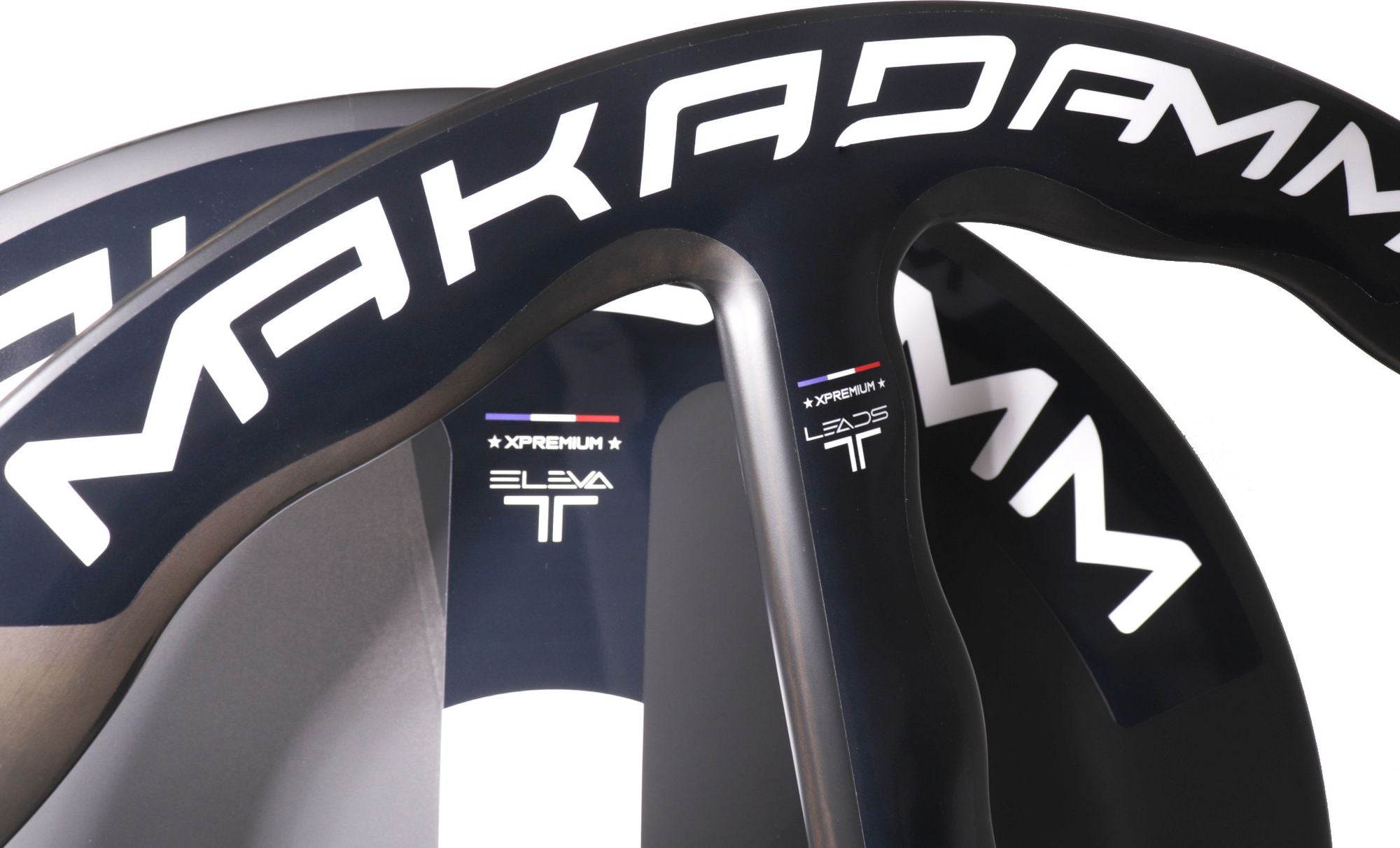 Paire de roues carbone route – MaKadamm eleva/leads disc xpremium à pneus – 1553gr la paire – centerlock – axe 12x100 | 12x142