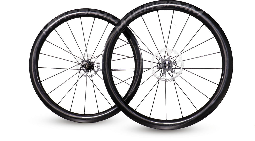 Paire de roues carbone route – MaKadamm legacy 45 disc héritage édition à pneus – 1027 gr la paire –centerlock–12x100 | 12x142