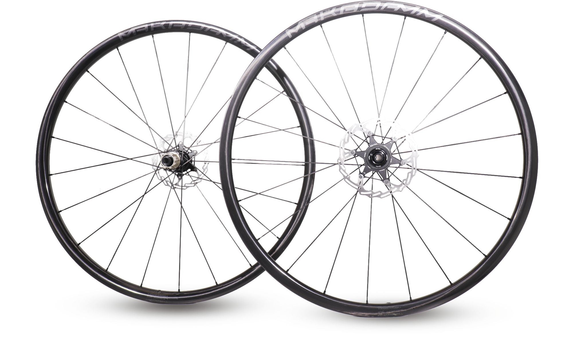Paire de roues carbone route – MaKadamm legacy 25 disc héritage édition à pneus – 837 gr la paire – centerlock – axe 12x100 | 12x142