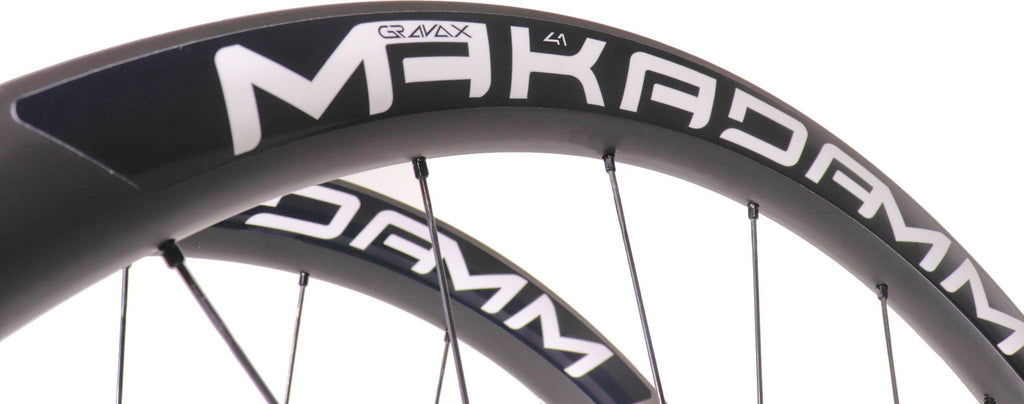 Paire de Roues carbone Gravel - MaKadamm gravax 41 premium à pneus - 1292gr la paire - centerlock - axe 12X100 | 12X142