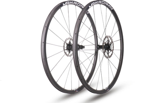 Paire de roues carbone route – MaKadamm evora 25 disc xpremium à pneus – 1130 gr la paire – centerlock – axe 12x100 | 12x142