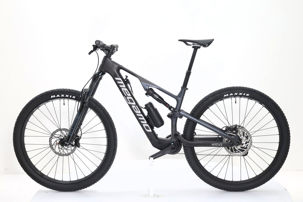 Produit Reconditionné · VTT électrique MEGAMO Native 20 Noir 2024 · Très bon état