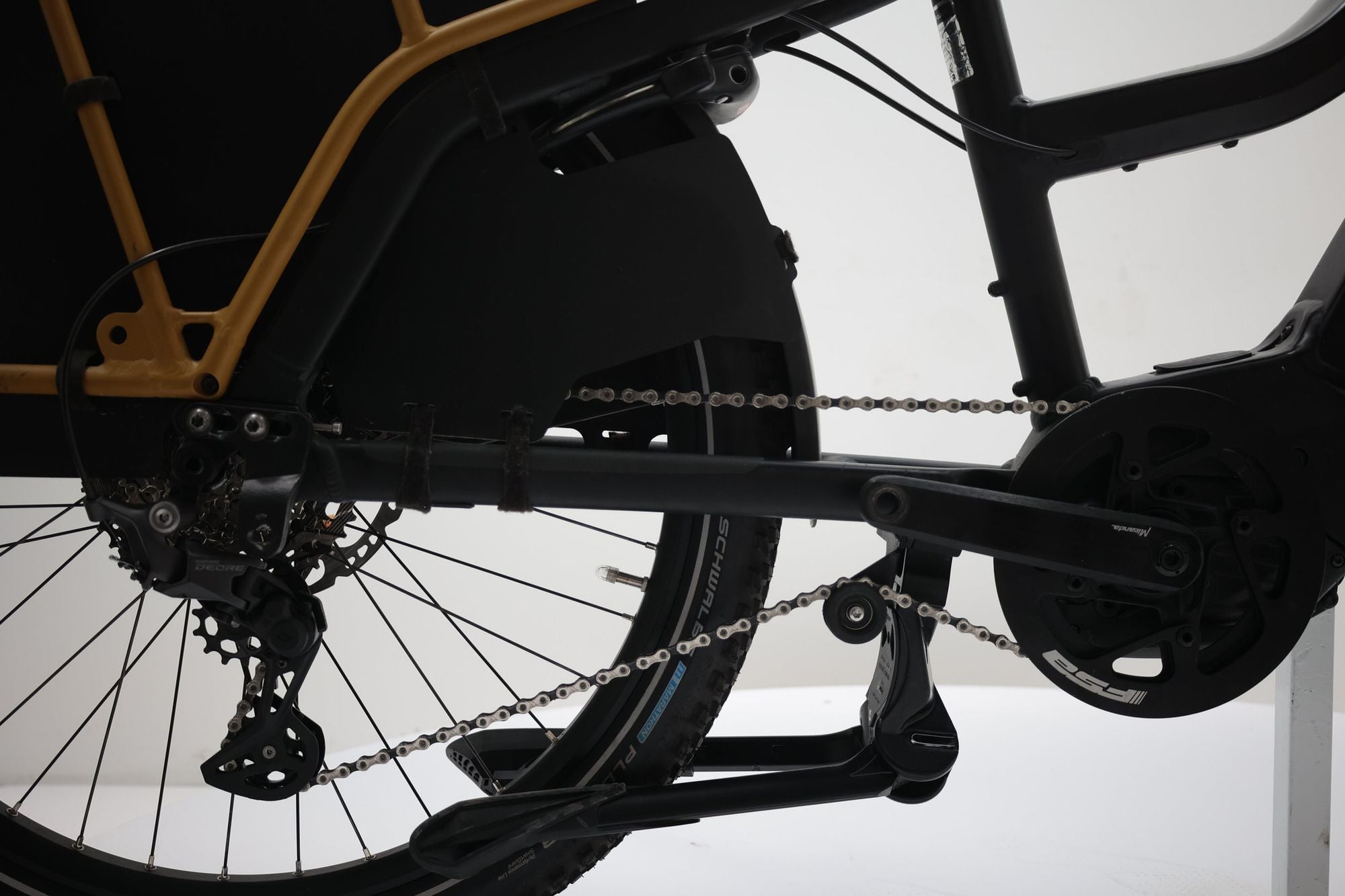 Produit Reconditionné · Vélo de ville électrique RIESEetMÜLLER Multicharger Mixte GT Touring 2023 · Bon état