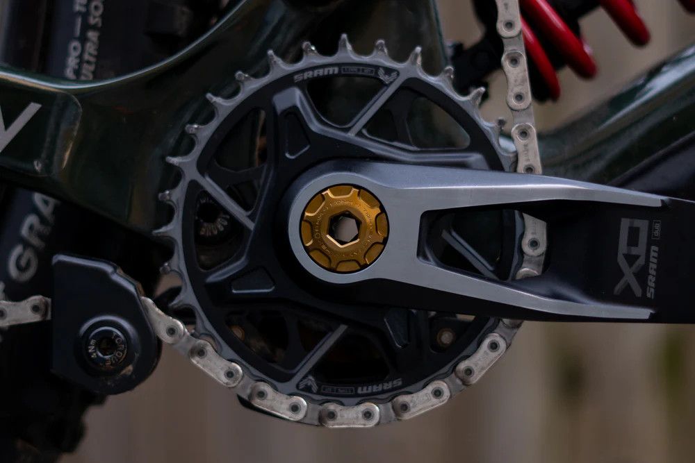 Vis de Pédalier auto-extractrice OAK pour Sram DUB M18/M30 "Kashgold"