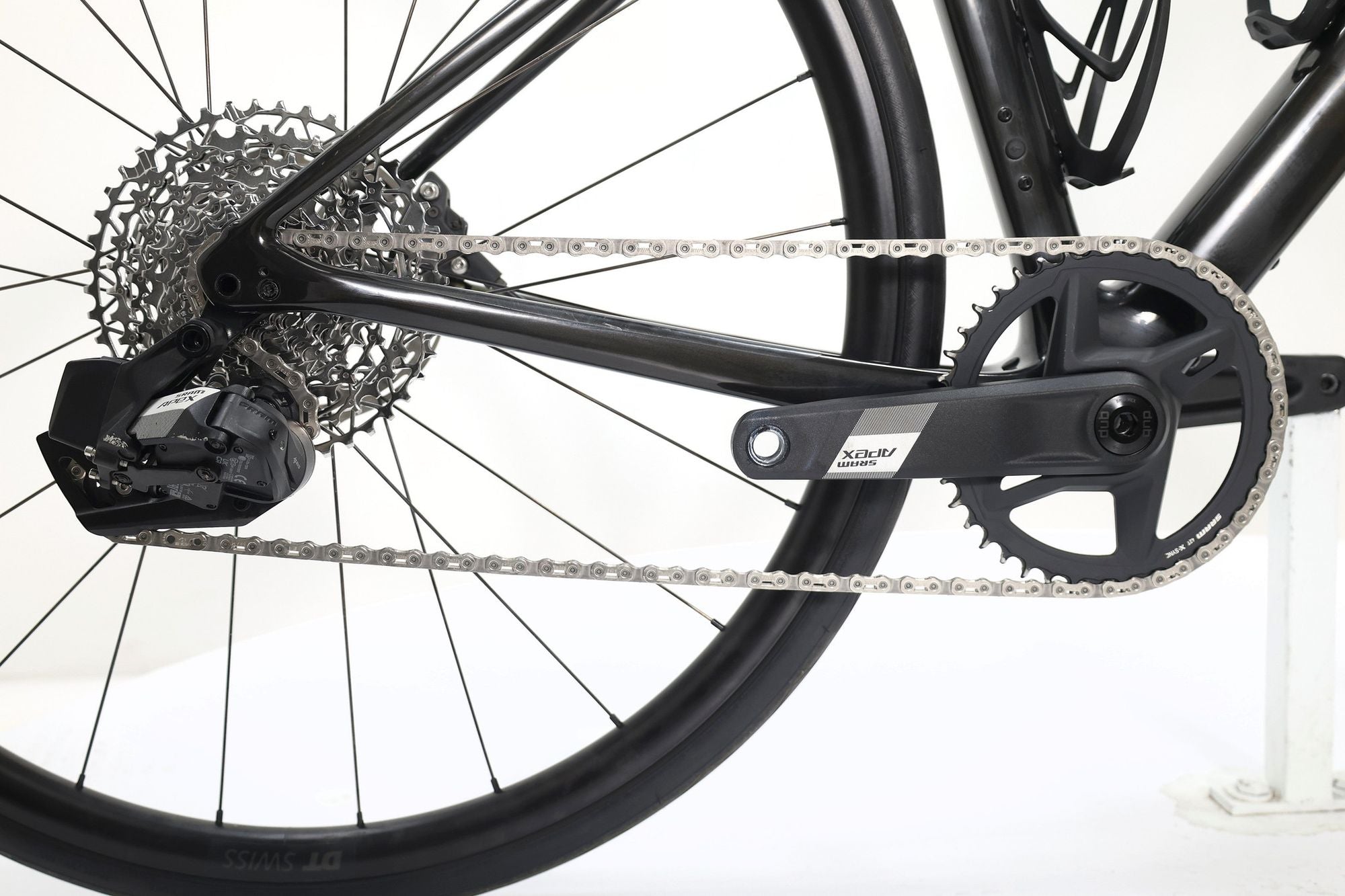 Produit Reconditionné · Vélo de route SPECIALIZED Roubaix SL8 Sport 2024 · Très bon état