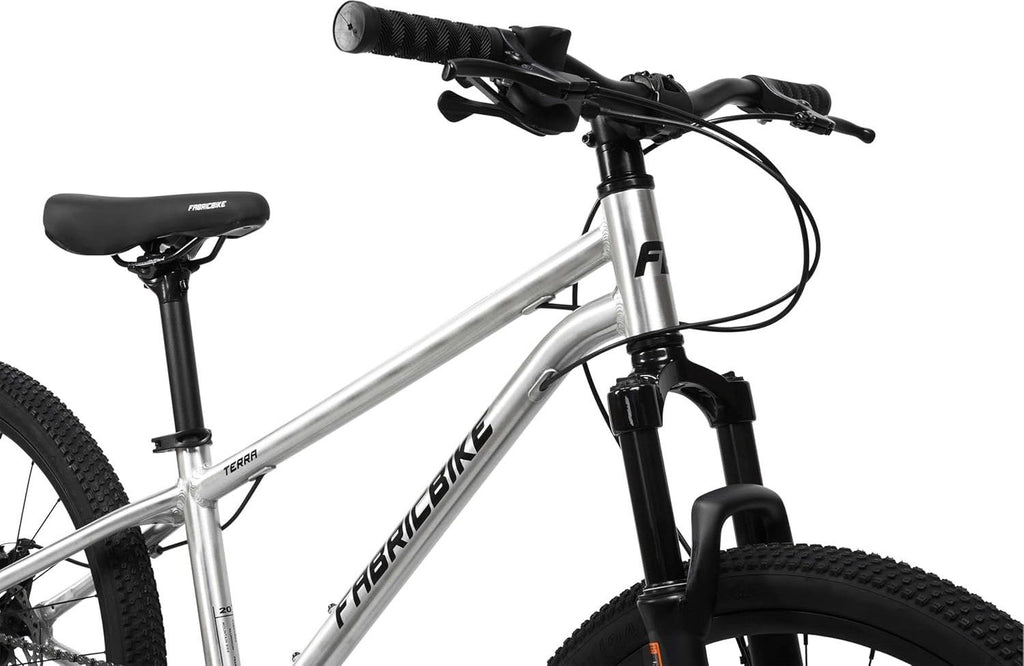 Terra - VTT 24" alu, 8-12 ans, 7 vit., freins à disque, suspension.