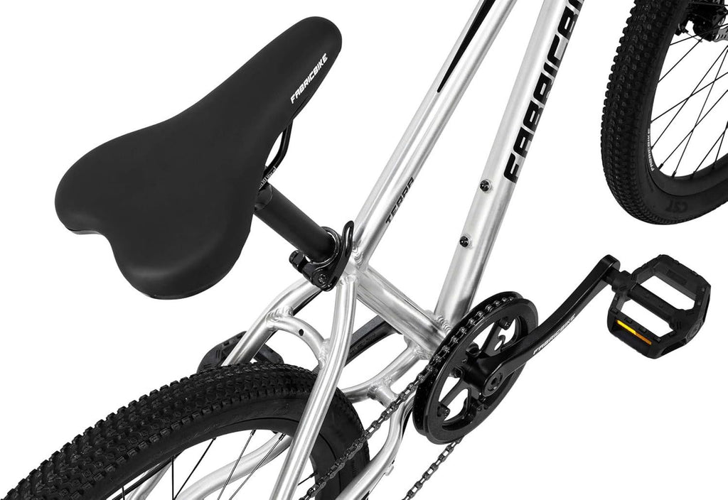 Terra - VTT 24" alu, 8-12 ans, 7 vit., freins à disque, suspension.