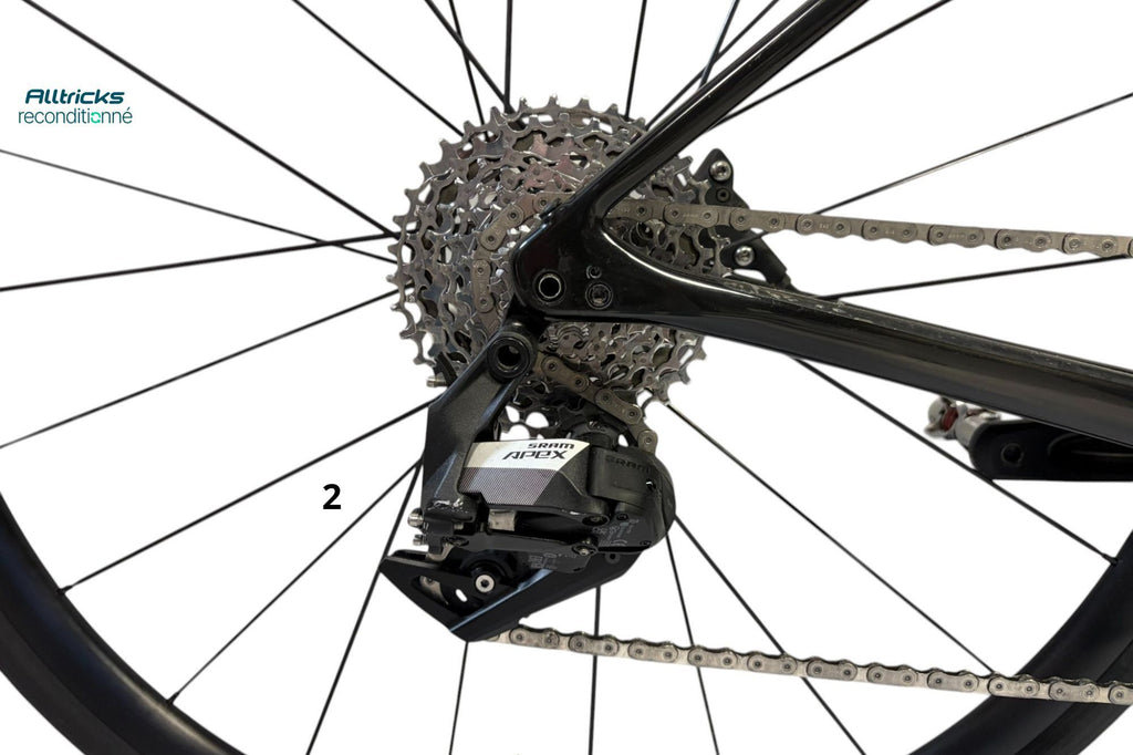 Vélo Route Spécialized Roubaix Sram Apex 12V 700 T.54 170/175cm - Produit Reconditionné