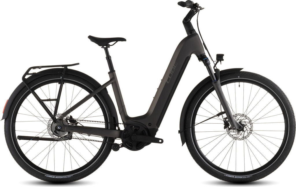 VTC Électrique Cube Touring Hybrid Comfort SLX 800 Easy Entry Shimano Nexus 5V Courroie 800 Wh 700 mm Gris Charcoal 2026