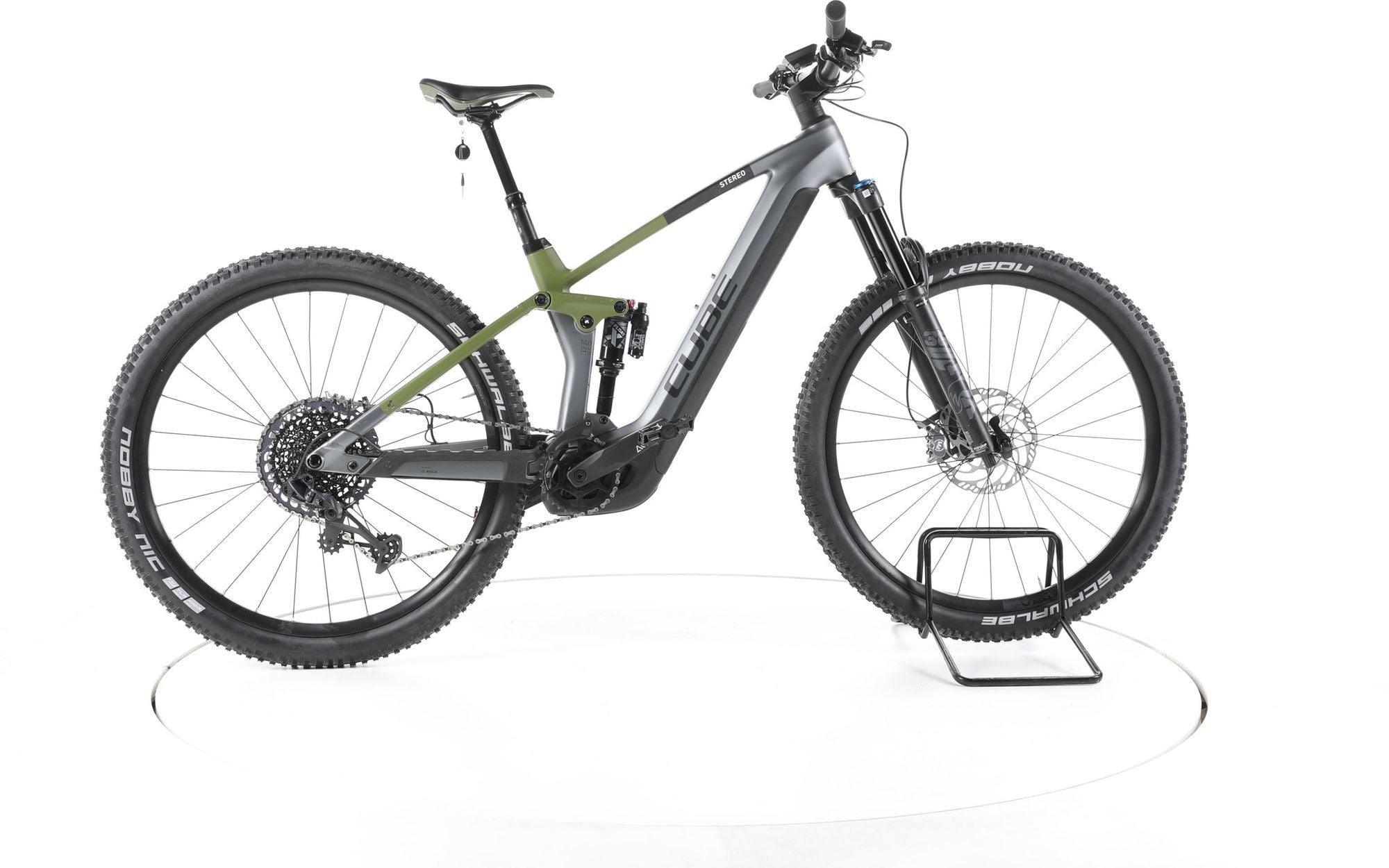 Produit reconditionné - Cube Stereo Hybrid 140 HPC TM Fully E-Bike Carbon - Très Bon Etat