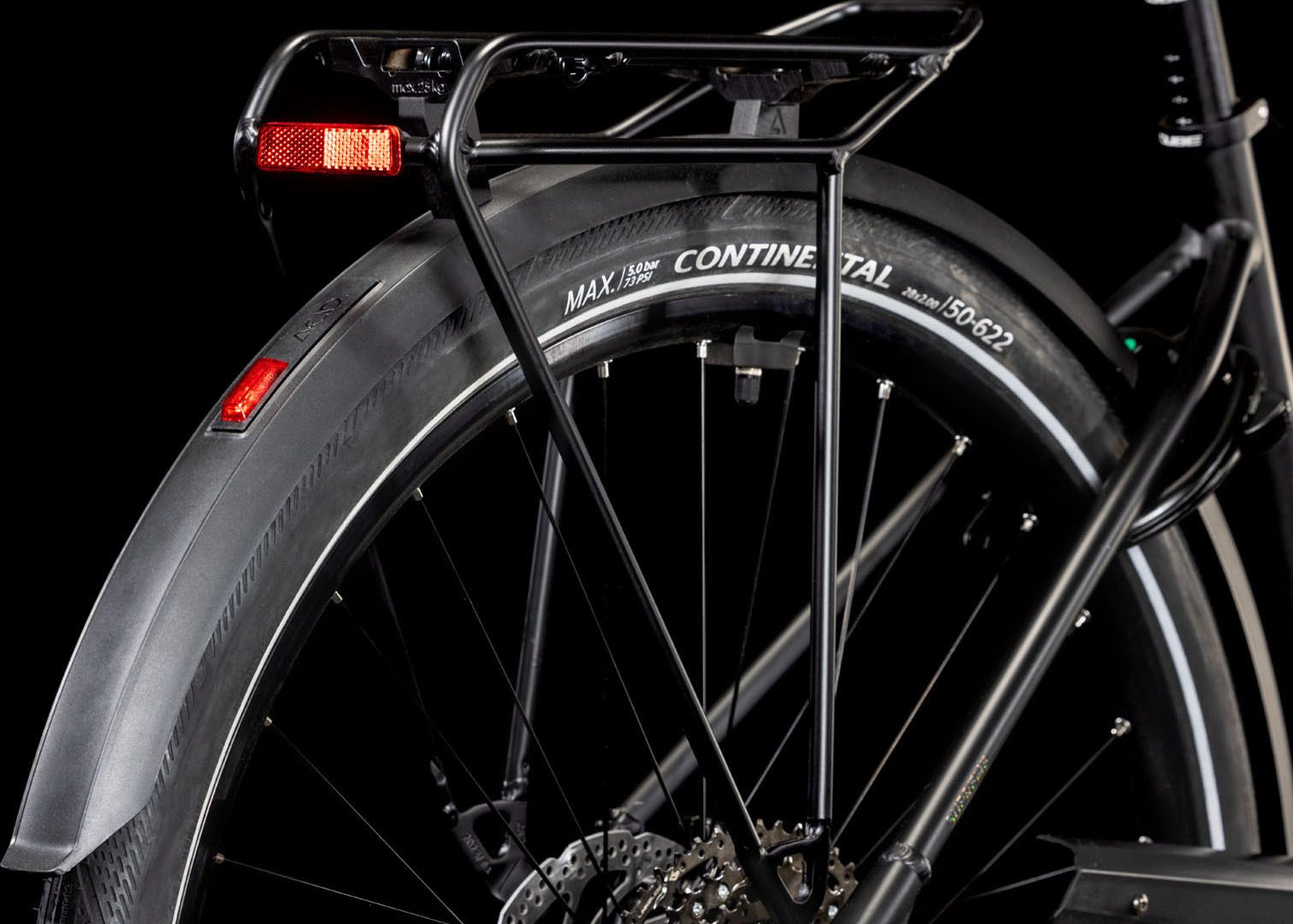 Vélo de Ville Électrique Cube Supreme Hybrid Pro 625 Easy Entry Shimano Cues 11V 625 Wh 700 mm Noir