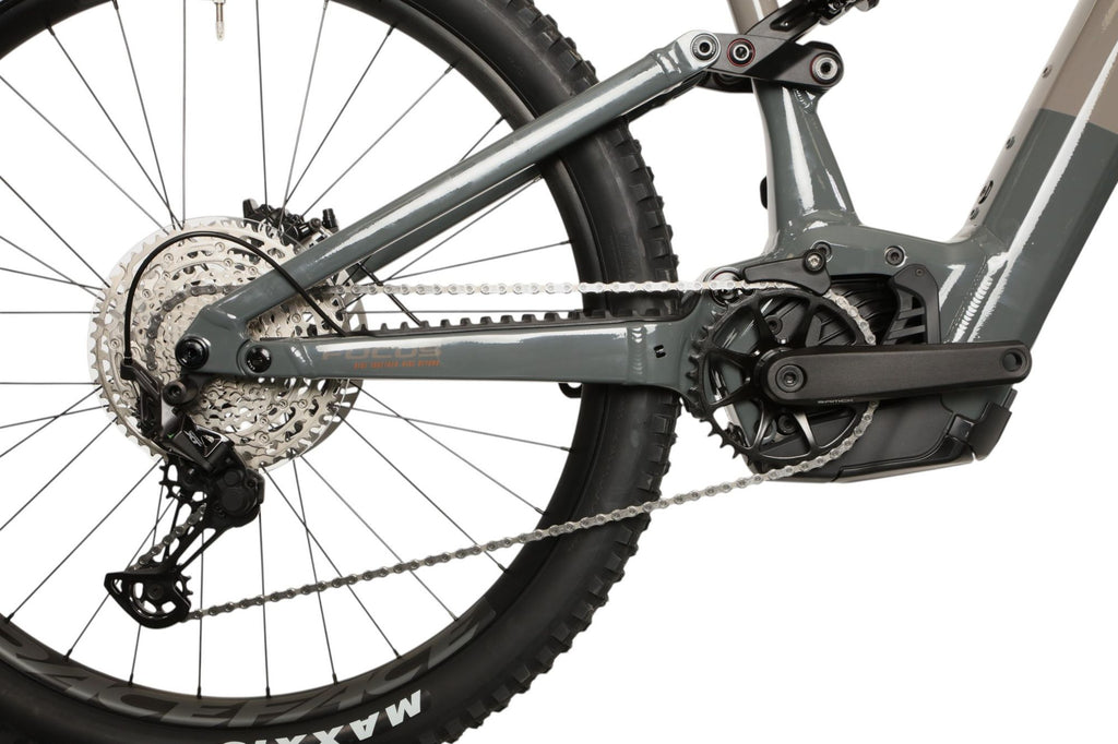 VTT Électrique Tout-Suspendu Focus SAM² 6.8 12V 750Wh Bosch 85 Nm 29'' Gris 2024