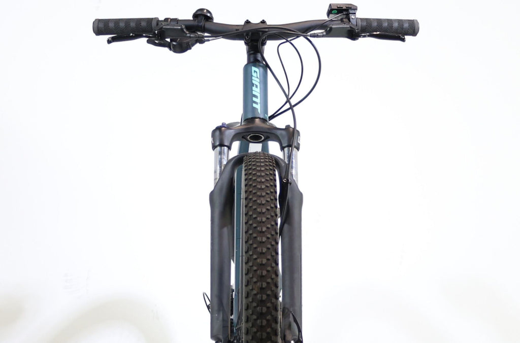 Produit Reconditionné · VTT électrique GIANT Talon E+ Junior 2023 · Très bon état