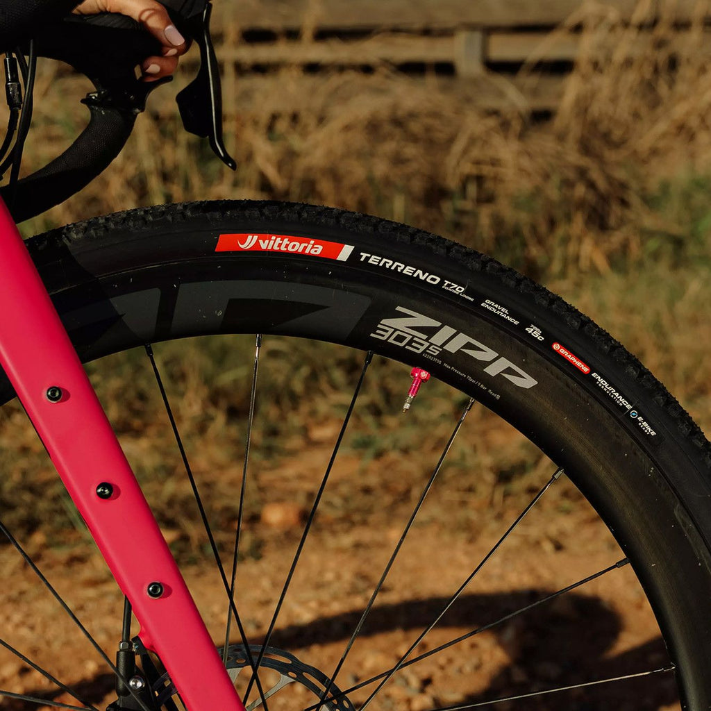 Pneu Gravel Vittoria Terreno T70 Coarse Loose Gravel Endurance 700 mm Tubeless Ready Souple Anti-Puncture Belt Endurance Formulation Graphene