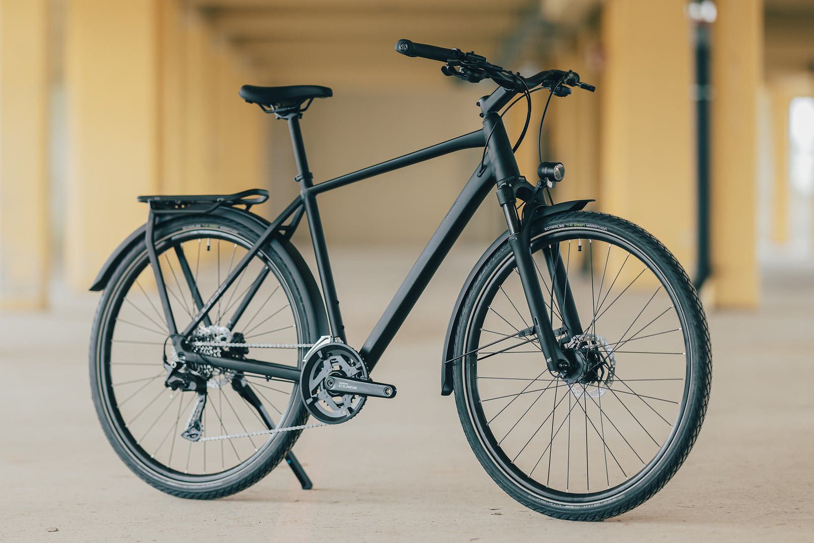 VTC Cube Kathmandu Pro Shimano Cues 10V 700 mm Noir Coal 2026