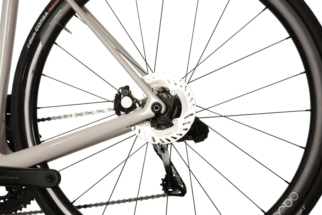 Vélo de Route Orbea Orca M20iTEAM Shimano Ultegra Di2 12V 700 mm Blanc Iris Violet Lilac 2026