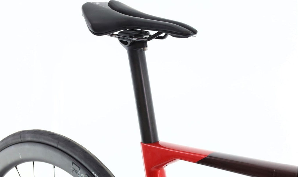 Produit reconditionné · BH Ultralight 7.0 Di2 12V · Rouge / Vélo de route | Très bon état