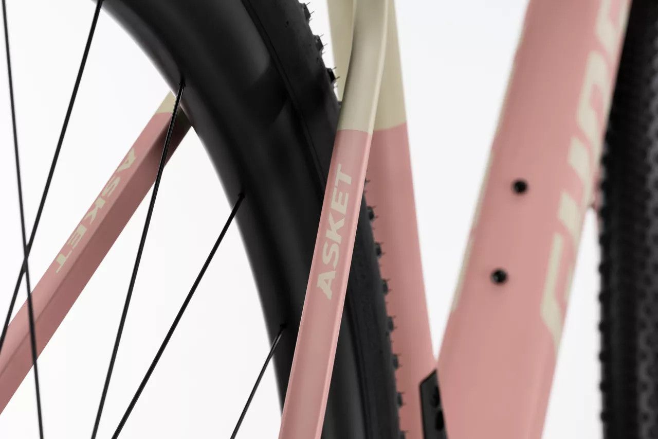 Vélo de Gravel Ghost Asket CF X Sram Force XPLR AXS 13V 700 mm Rose/Beige Mat 2026