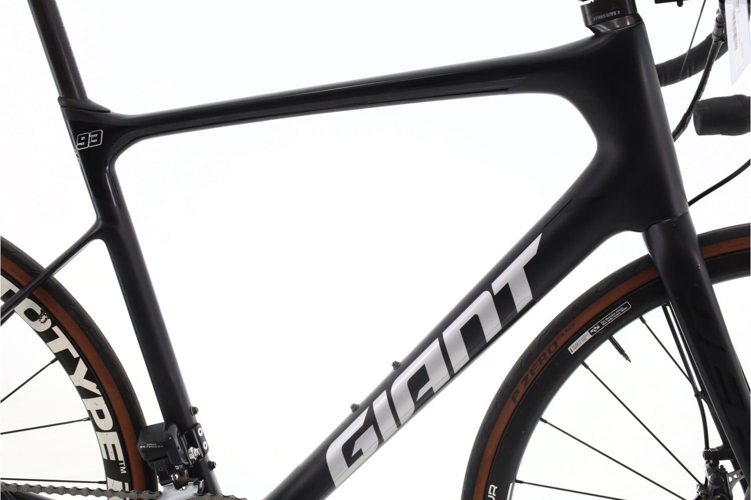 Produit reconditionné · Giant Defy Advanced Pro Di2 · Noir / Vélo de route | Très bon état