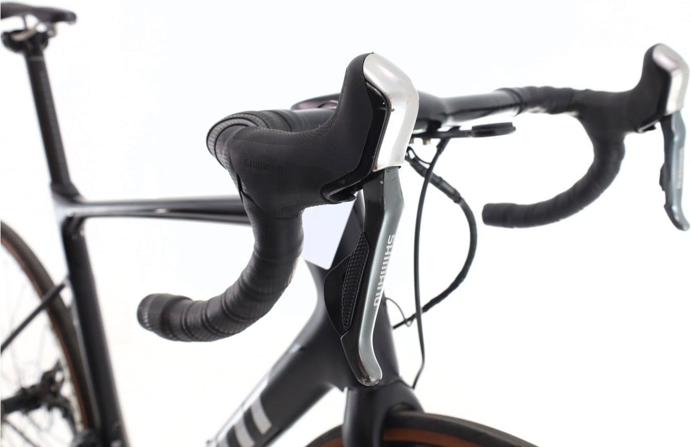 Produit reconditionné · Giant Defy Advanced Pro Di2 · Noir / Vélo de route | Très bon état