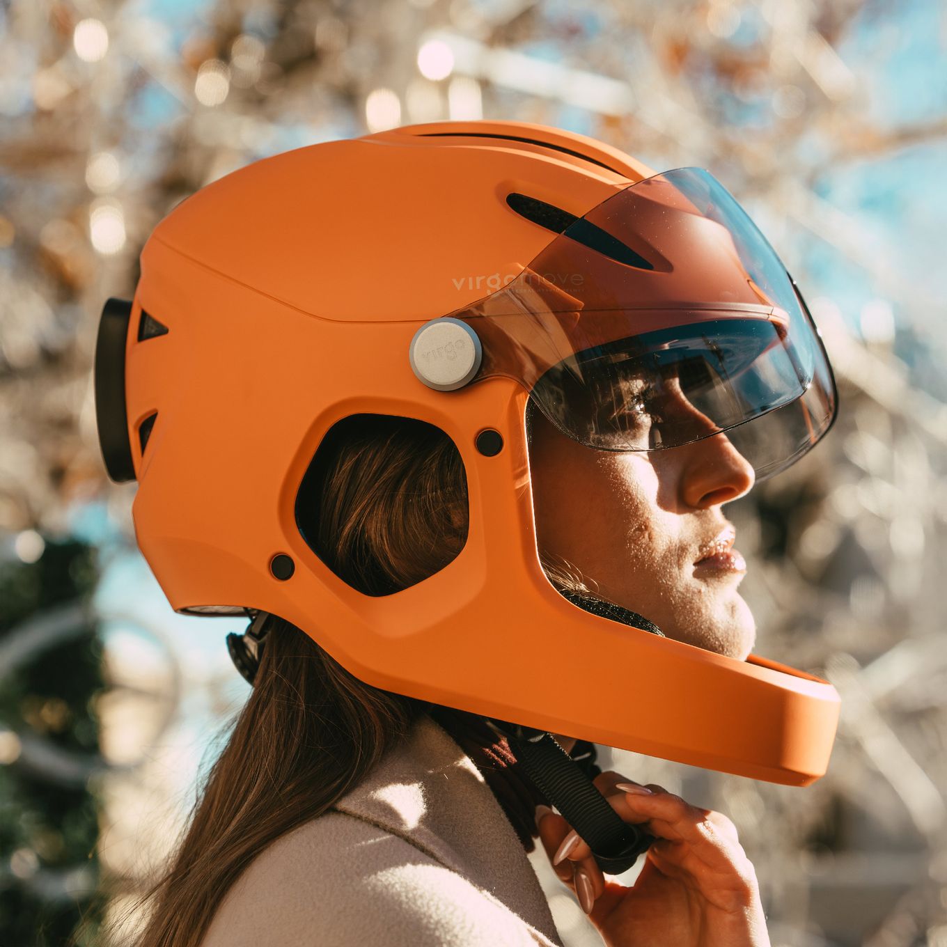 Virgo Integral Orange - Casque Intégral Urbain avec visière et phare arrière