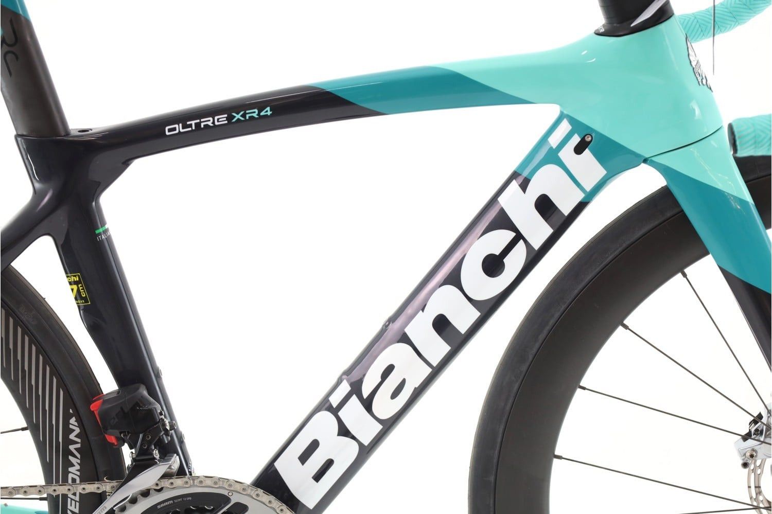 Produit reconditionné · Bianchi Oltre XR4 AXS 12V · Noir / Vélo de route | Très bon état