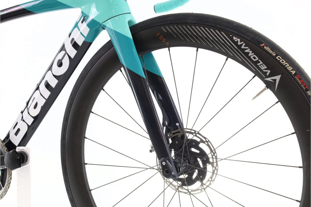 Produit reconditionné · Bianchi Oltre XR4 AXS 12V · Noir / Vélo de route | Très bon état