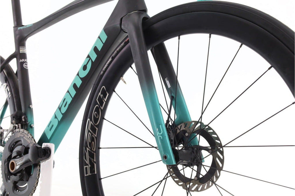 Produit reconditionné · Bianchi Specialissima Arkea Team Di2 12V · Noir / Vélo de route | Très bon état
