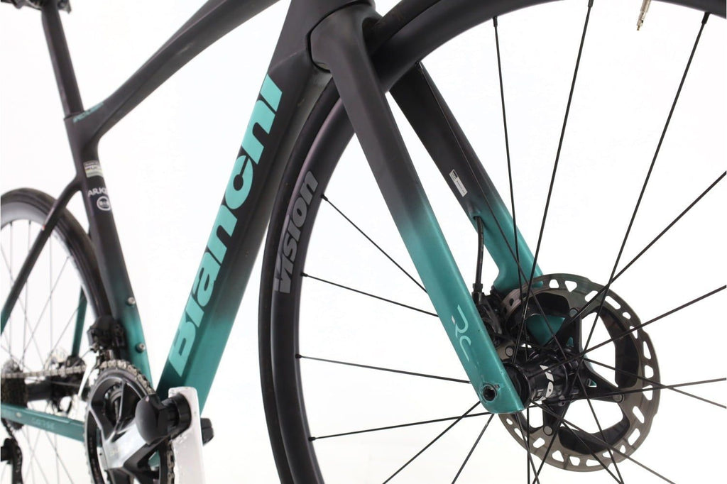 Produit reconditionné · Bianchi Specialissima Arkea Team Di2 12V · Gris / Vélo de route | Très bon état