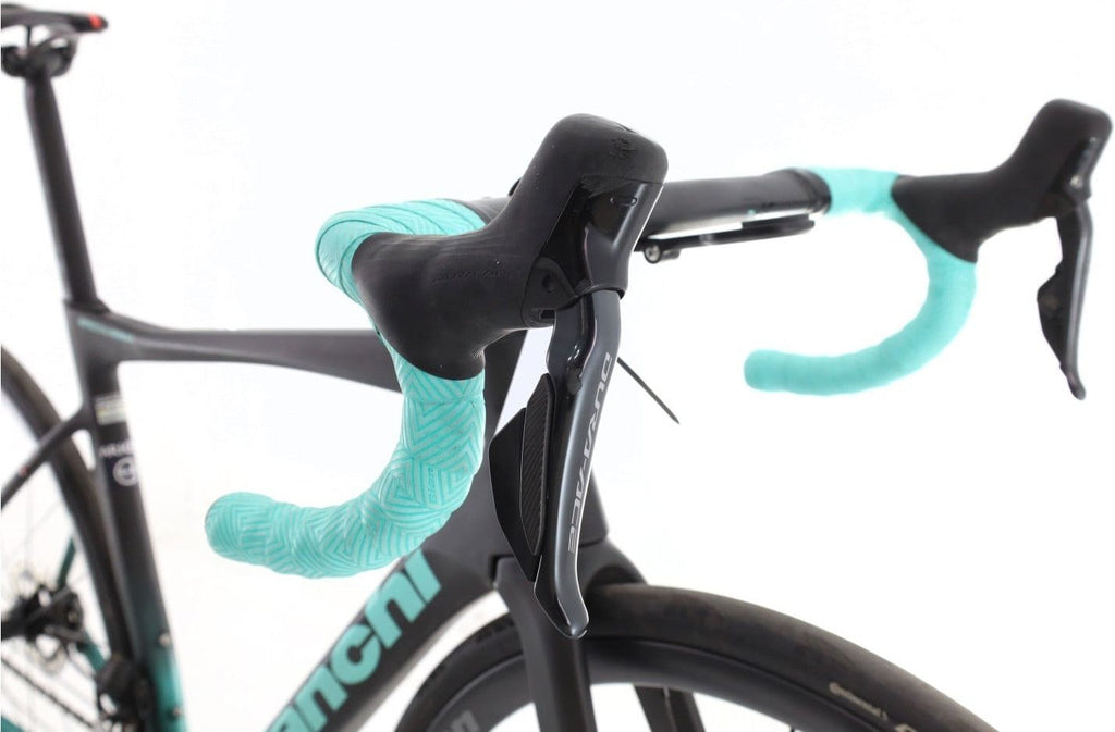 Produit reconditionné · Bianchi Specialissima Arkea Team Di2 12V · Gris / Vélo de route | Très bon état