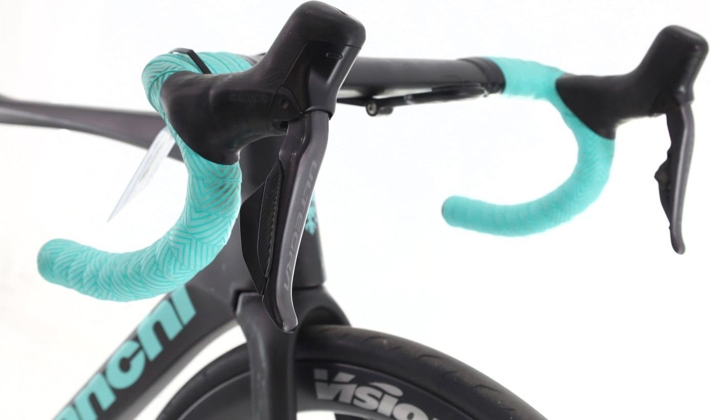 Produit reconditionné · Bianchi Specialissima Di2 12V · Noir / Vélo de route | Très bon état