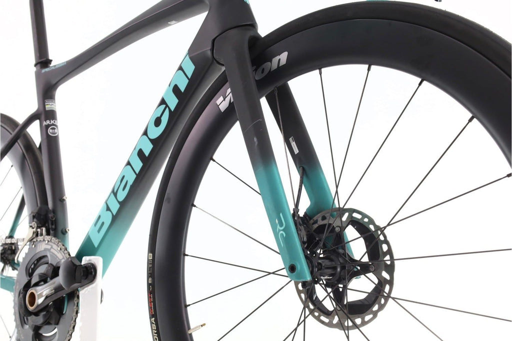 Produit reconditionné · Bianchi Specialissima Arkea Team Di2 12V · Noir / Vélo de route | Très bon état