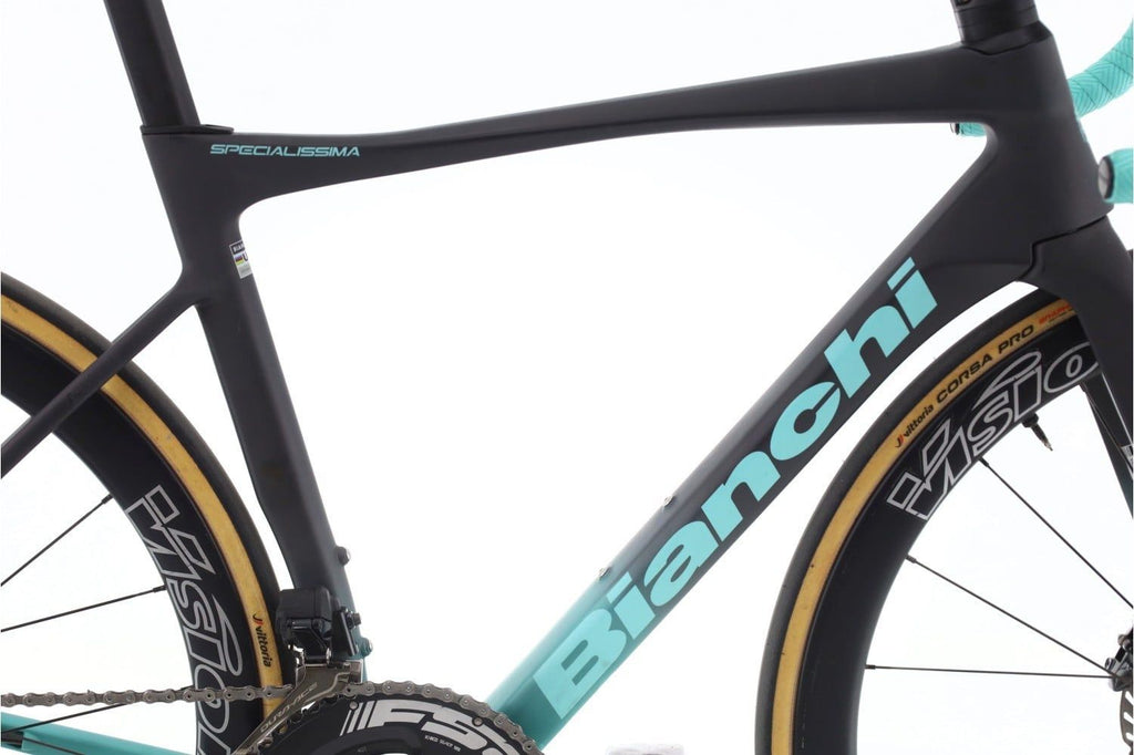 Produit reconditionné · Bianchi Specialissima Di2 12V · Noir / Vélo de route | Très bon état