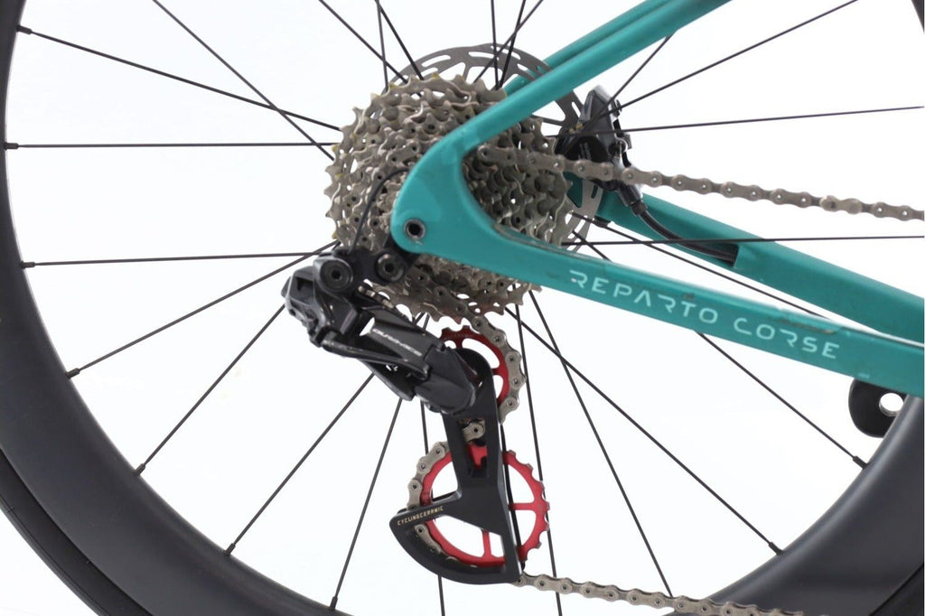 Produit reconditionné · Bianchi Specialissima Arkea Team Di2 12V · Noir / Vélo de route | Très bon état