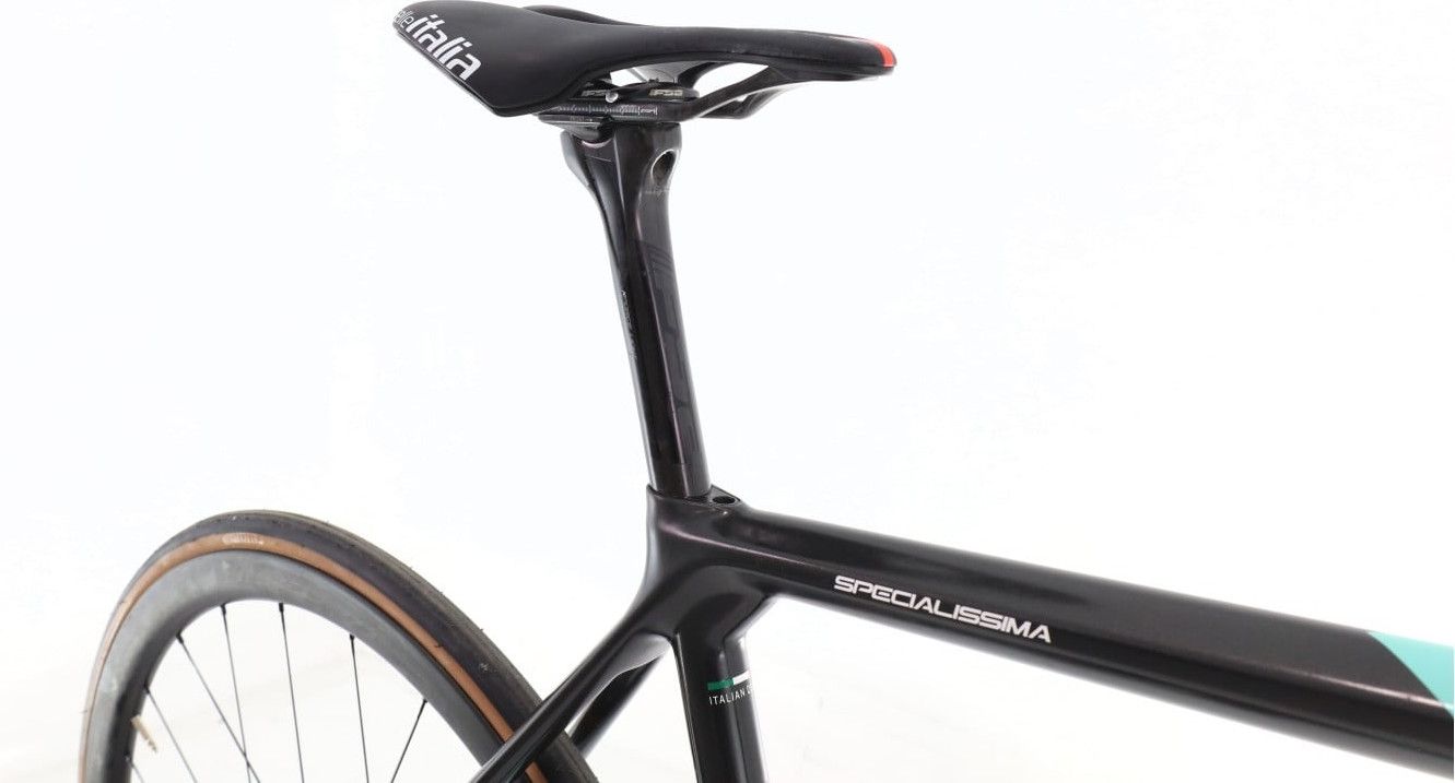 Produit reconditionné · Bianchi Specialissima Arkea Team Di2 12V · Noir / Vélo de route | Très bon état