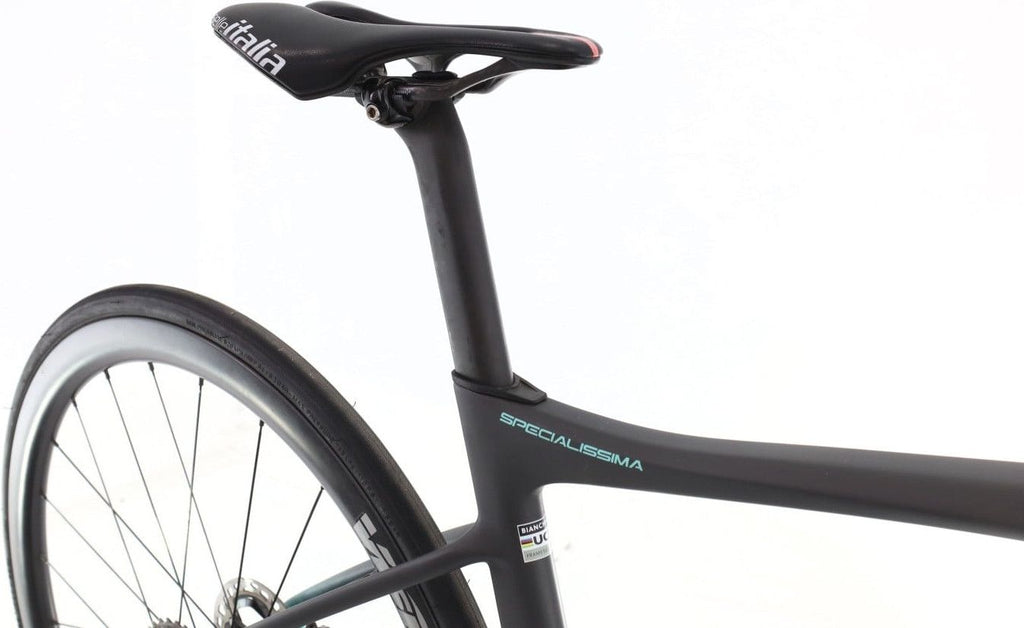 Produit reconditionné · Bianchi Specialissima Di2 12V · Noir / Vélo de route | Très bon état