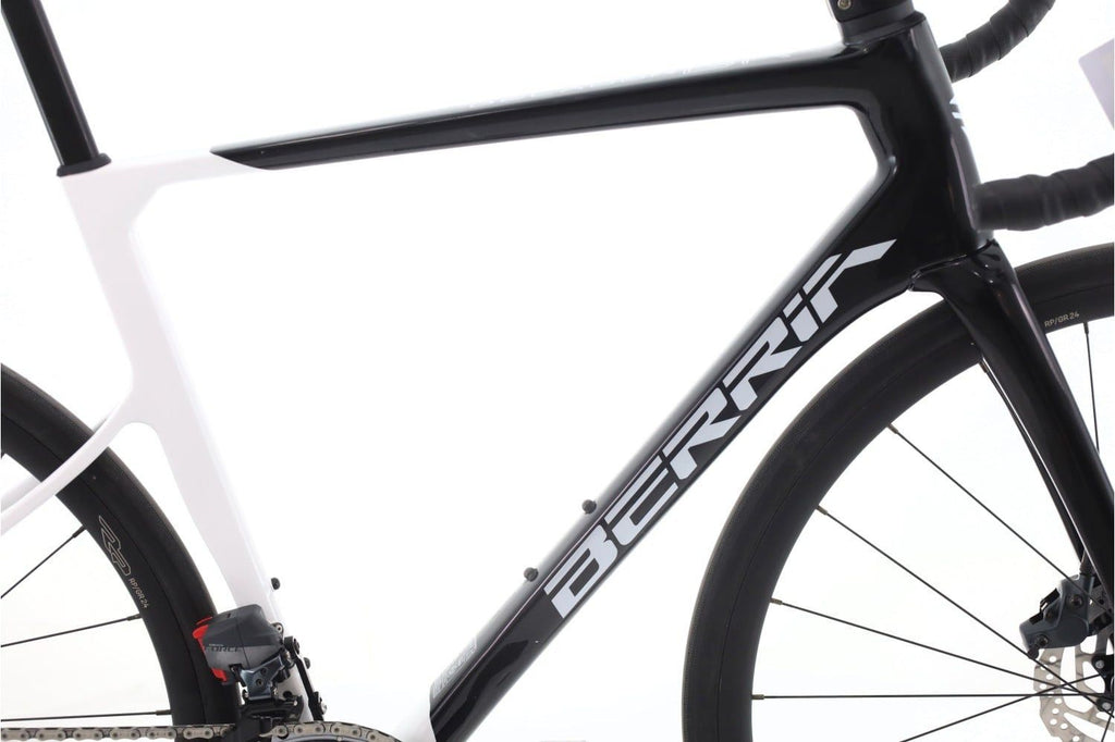 Produit reconditionné · Berria Belador BR AXS 12V · Noir / Vélo de route | Très bon état
