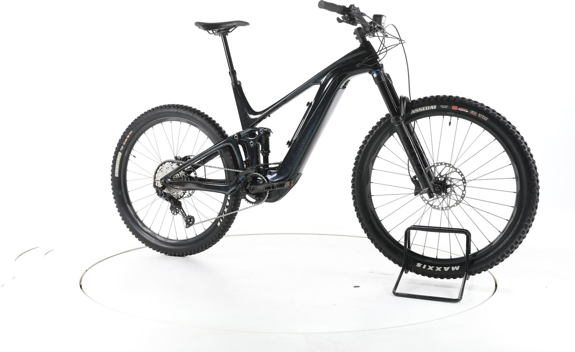Produit reconditionné - Giant Trance X Advanced E+ 2 Fully E-Bike Carbon - Très Bon Etat