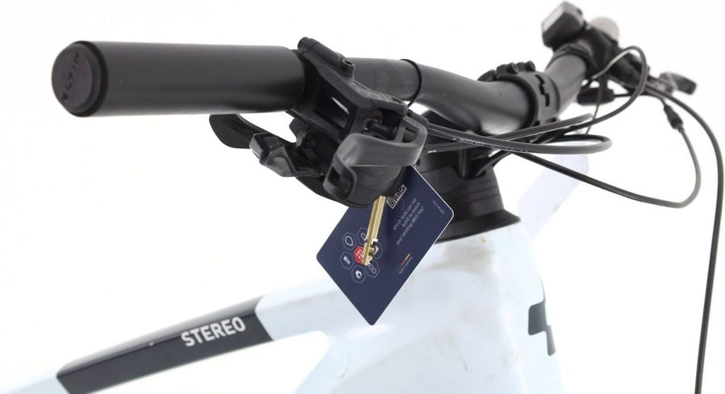 Produit reconditionné · Cube Stereo Hybrid Pro / Vélo VTT électrique | Très bon état