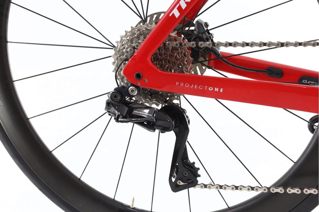 Produit reconditionné · Trek Madone Di2 12V · Rouge / Vélo de route | Très bon état