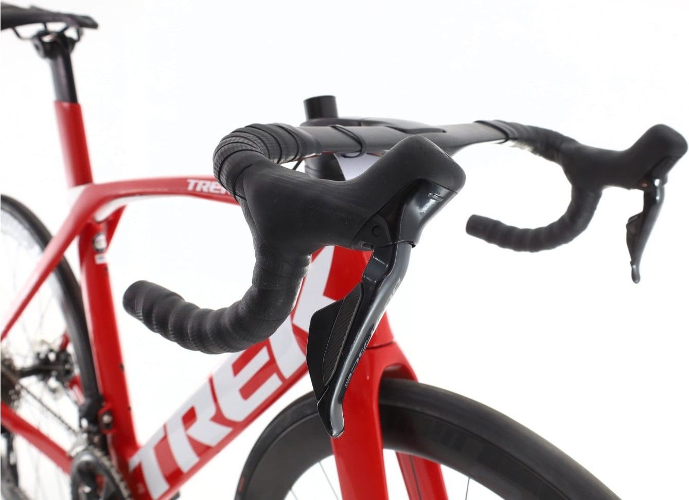 Produit reconditionné · Trek Madone Di2 12V · Rouge / Vélo de route | Très bon état