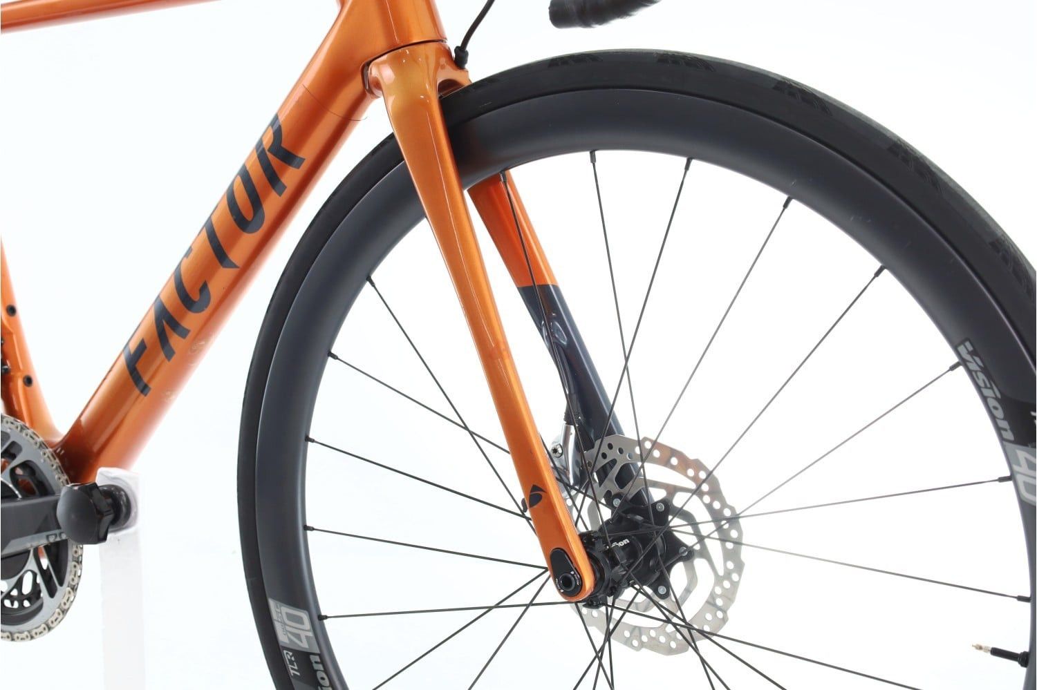 Produit reconditionné · Factor O2 AXS 12V · Orange / Vélo de route | Très bon état