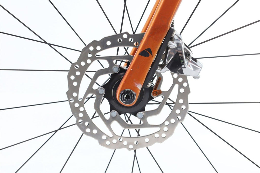 Produit reconditionné · Factor O2 AXS 12V · Orange / Vélo de route | Très bon état
