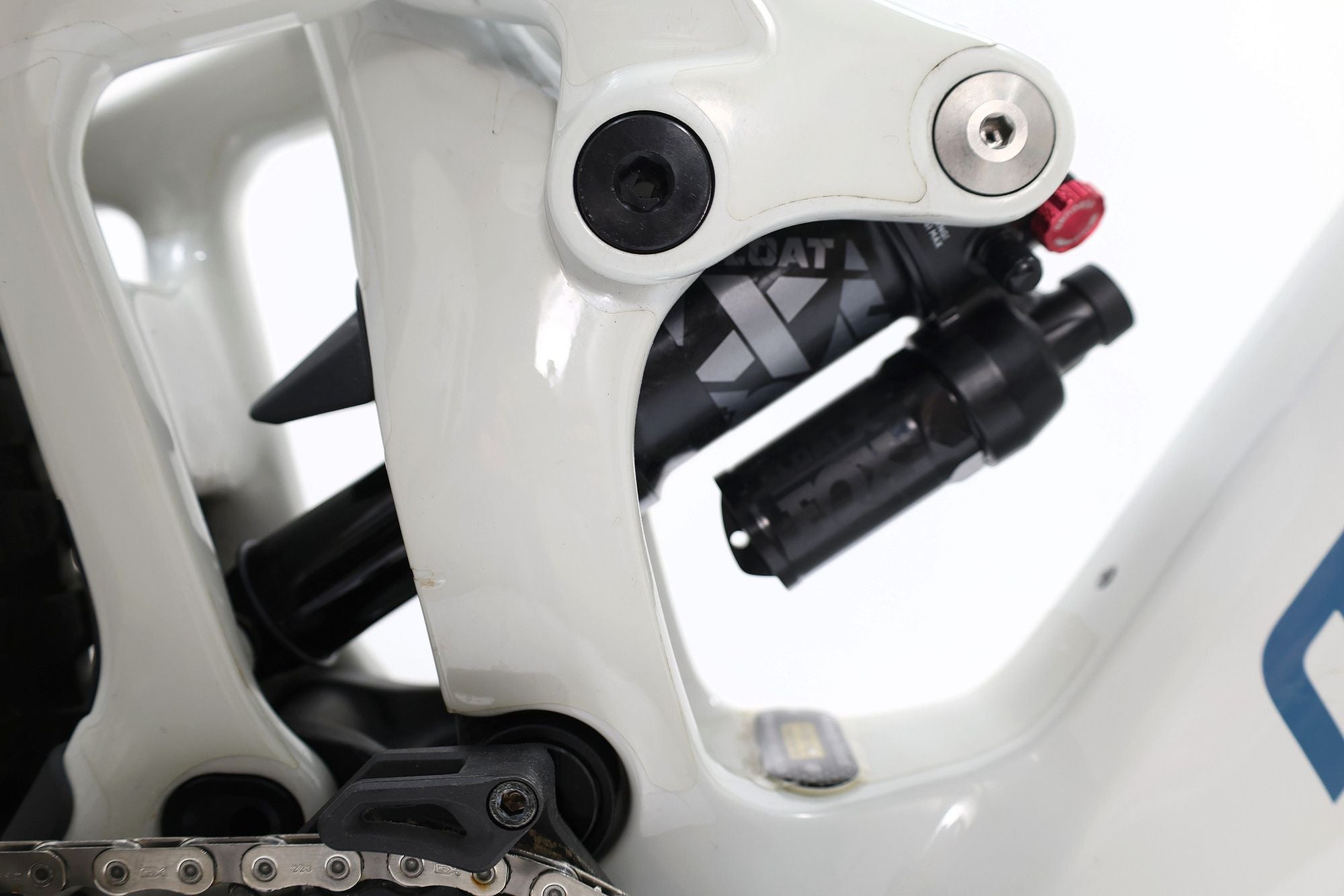 Produit Reconditionné · VTT électrique MONDRAKER Neat RR 2024 · Bon état