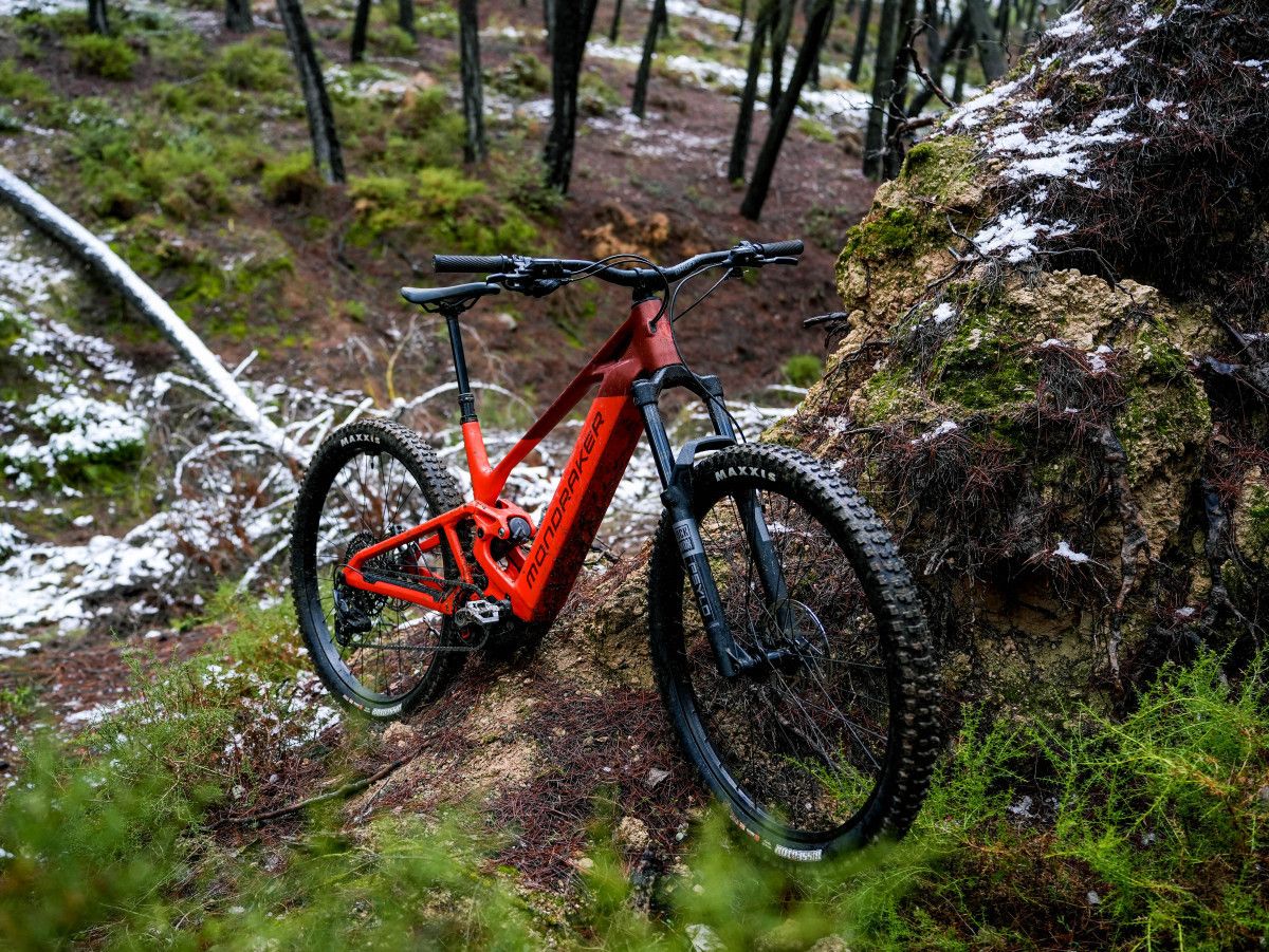 VTT Électrique Tout-Suspendu Mondraker Scree S Sram 12V 800Wh Bosch 120 Nm 29'' Orange/Rouge 2026