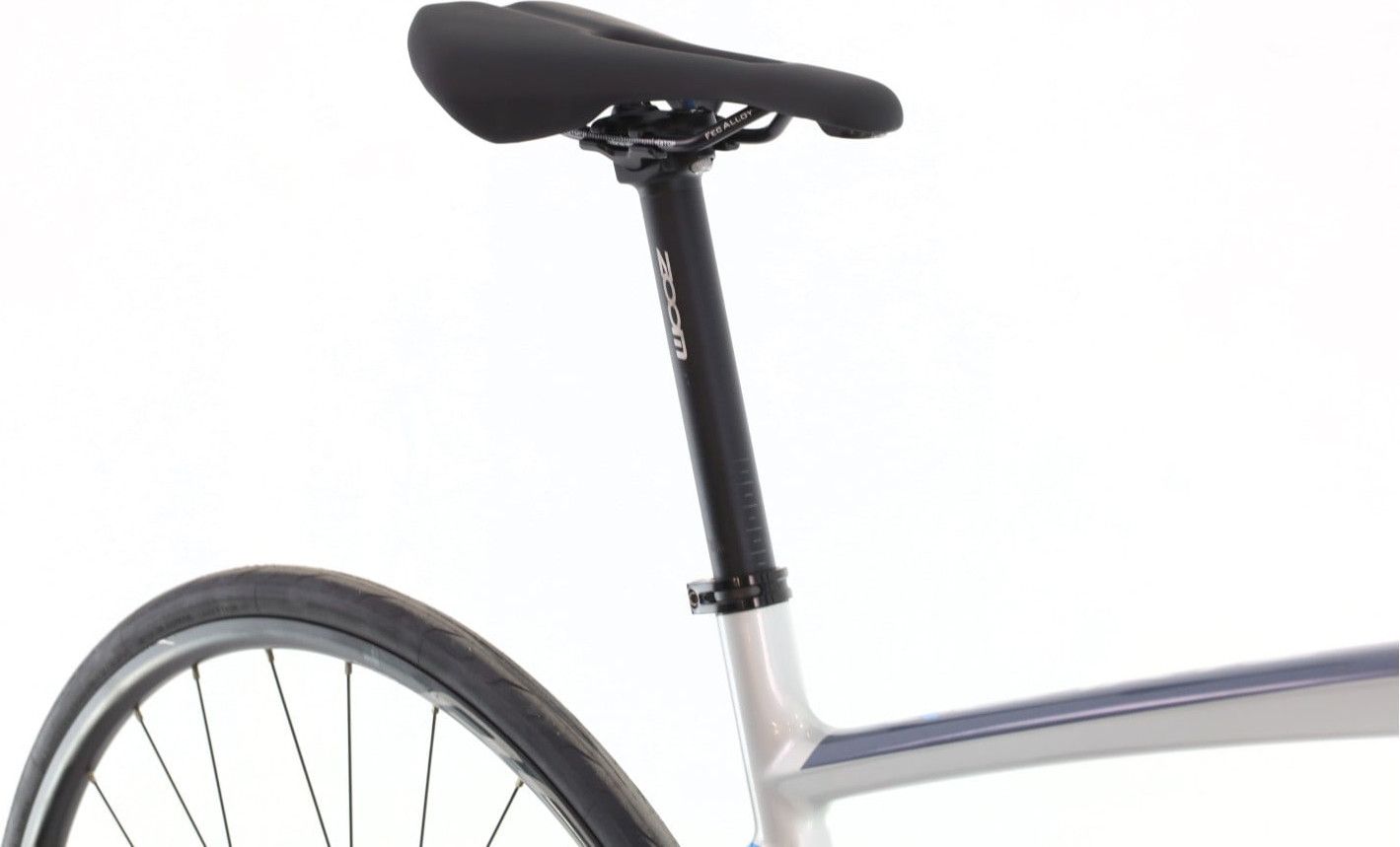 Produit reconditionné · BH Quartz Di2 11V · Gris / Vélo de route | Très bon état