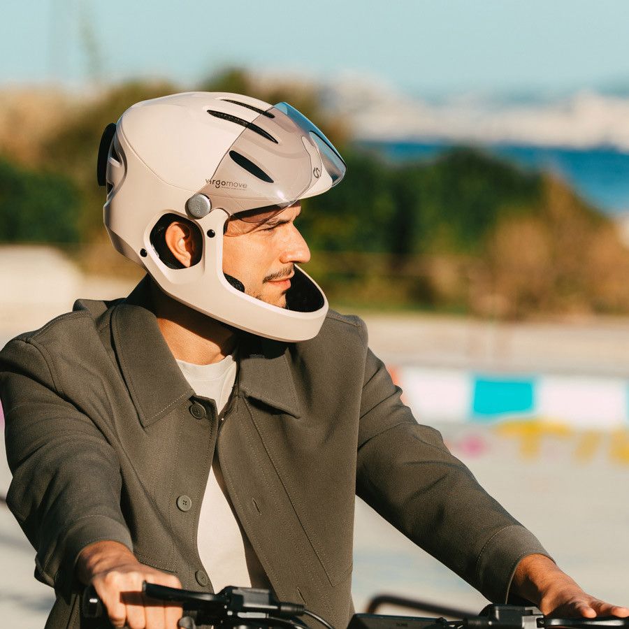 Virgo Integral Beige - Casque Intégral Urbain avec visière et phare arrière