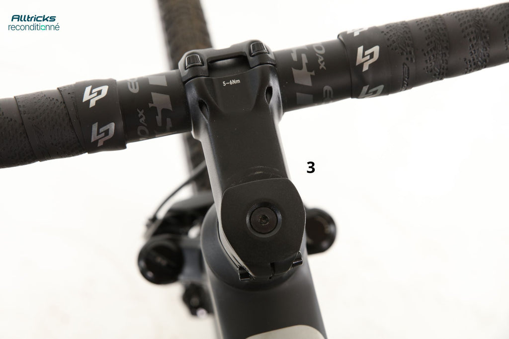 Vélo Gravel Ghost ASKET 30 CF  Sram XO Eagle AXS 12V T.M / 169-178 cm - Produit Reconditionné