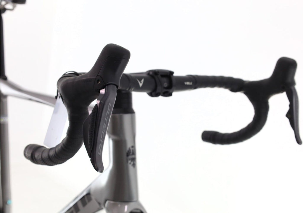 Produit reconditionné · Bianchi Specialissima Di2 12V · Gris / Vélo de route | Très bon état