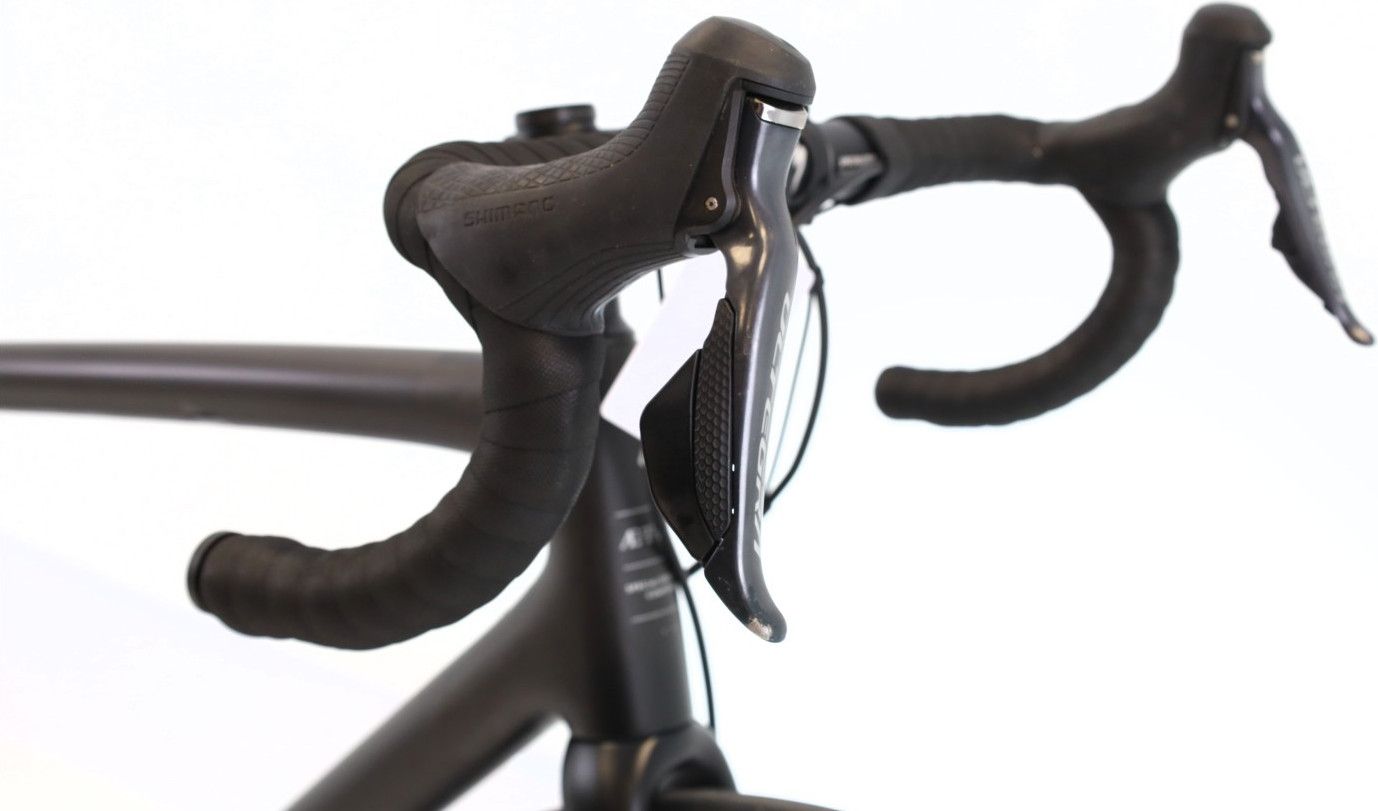Produit reconditionné · Specialized Aethos Di2 11V · Noir / Vélo de route | Très bon état